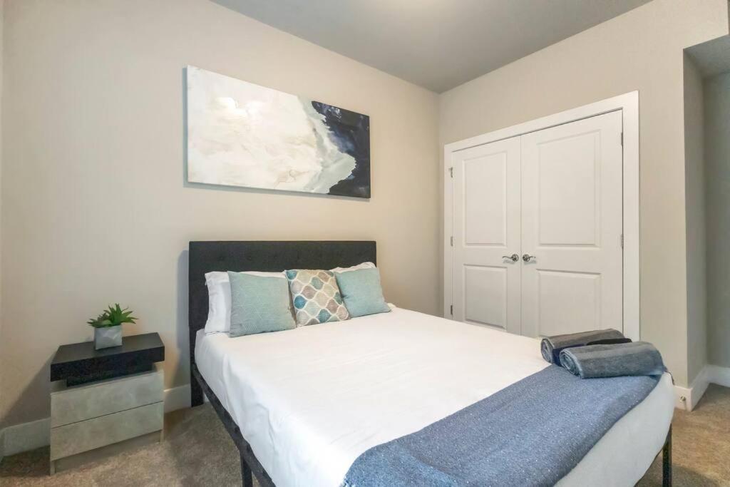 Casa de férias Brand New Build 10 Min- Uptown Charlotte