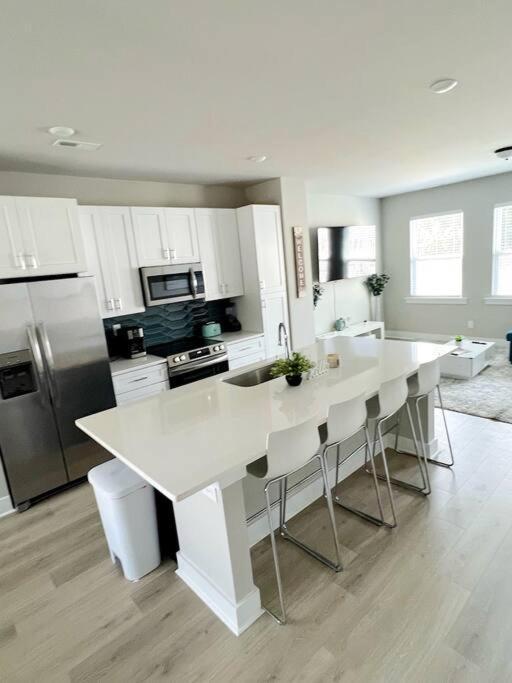 Casa de férias Brand New Build 10 Min- Uptown Charlotte