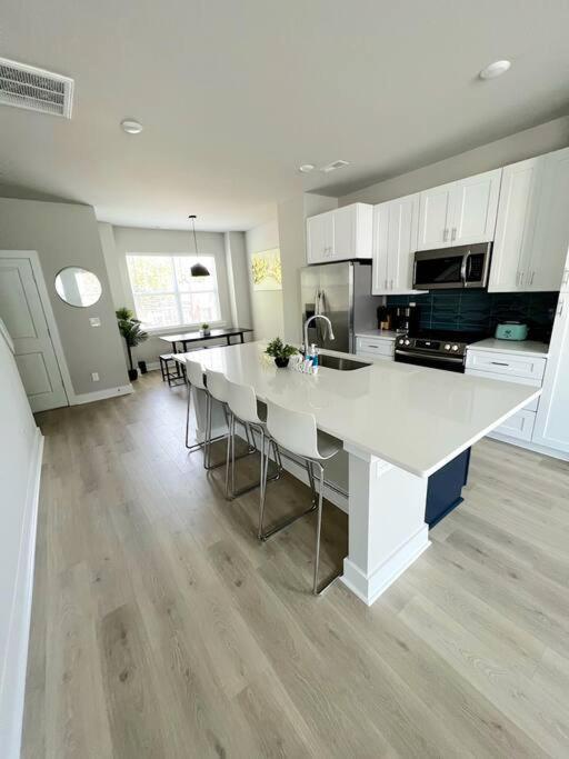 Casa de férias Brand New Build 10 Min- Uptown Charlotte